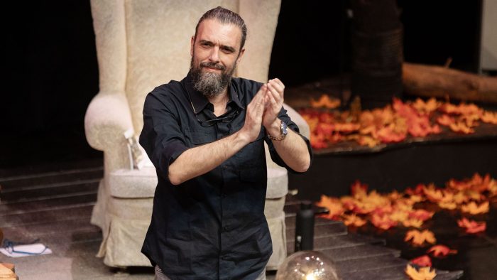 Σωτήρης Τσαφούλιας: “Προσπάθησε να με αποδομήσει με μετριότατα ελληνικά, που τα κάνει να φαίνονται πάρα πολύ ωραία”