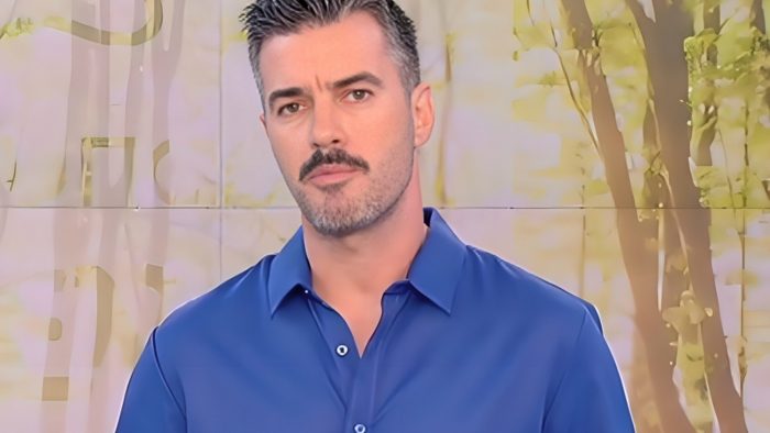 Ο Γιάννης Τσιμιτσέλης έκανε πρεμιέρα με το Όπου υπάρχει Ελλάδα: «Κάθε αρχή και δύσκολη»