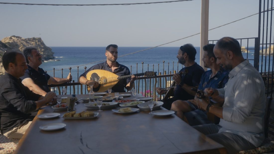 Akis Food Tour: Πρεμιέρα απόψε από το Ηράκλειο της Κρήτης