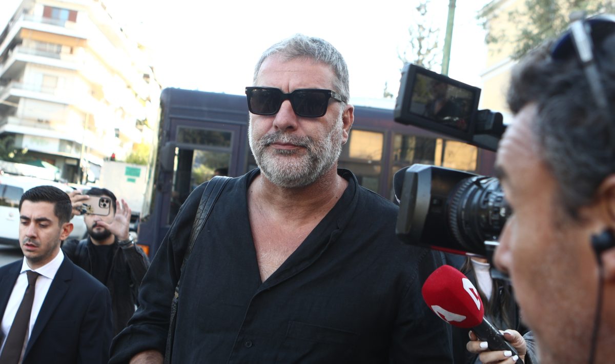 Βασίλης Μπισμπίκης