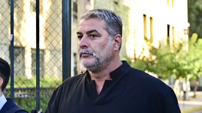 Βασίλης Μπισμπίκης: Ένας μαθητής «ξεσκέπασε» το τροχαίο του ηθοποιού – Η αποκάλυψη της Ανθής Βούλγαρη