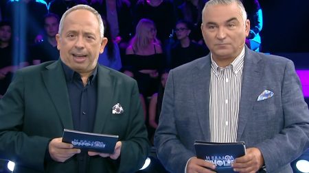 Η Ελλάδα ψηφίζει