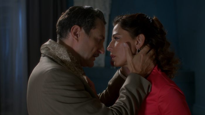 Άγιος Έρωτας: Ο Γιάννος και η Πόπη ετοιμάζονται να πάνε κρυφά στη Στέρνα