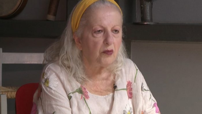 Ελένη Γερασιμίδου: «Βλέπω σχόλια για μένα ότι είμαι αχώνευτη και κράζω τον άντρα μου»