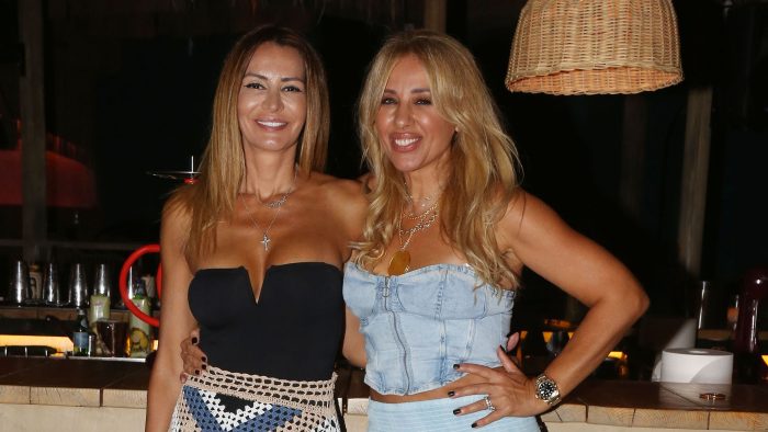 Μαρία Καλάβρια: «Η Γωγώ Μαστροκώστα περνάει ένα πρόβλημα που το έχει ξαναπεράσει στο παρελθόν και είχε βγει νικήτρια»