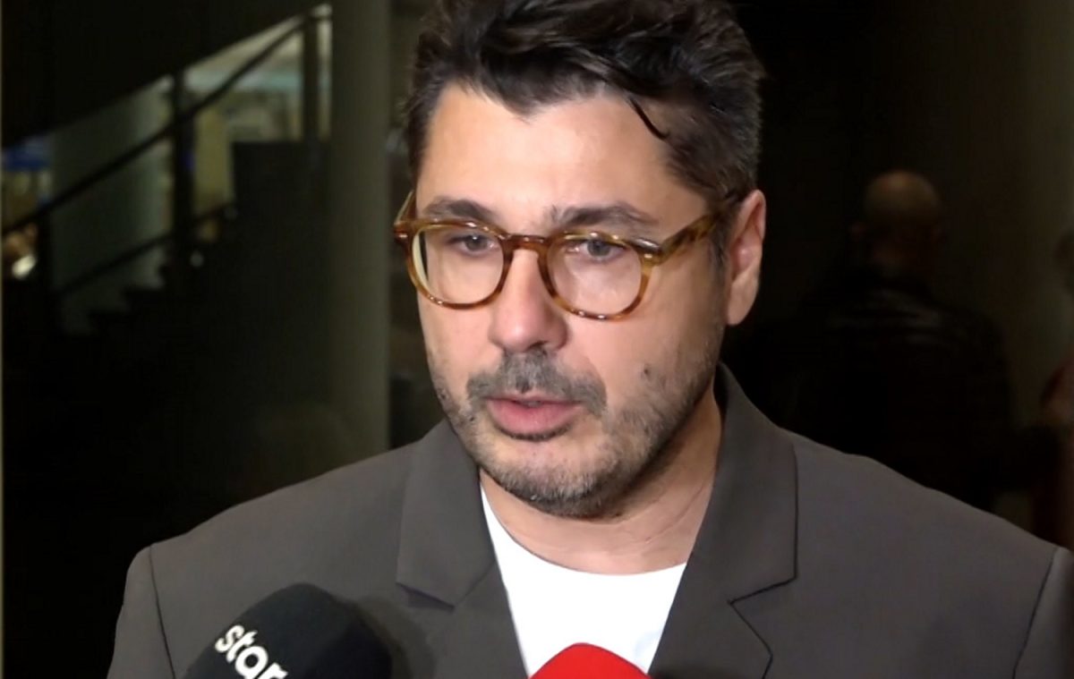 Λάμπρος Κωνσταντάρας