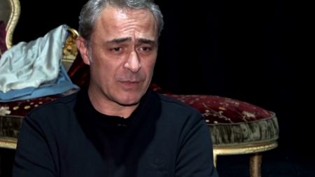 Θανάσης Κουρλαμπάς