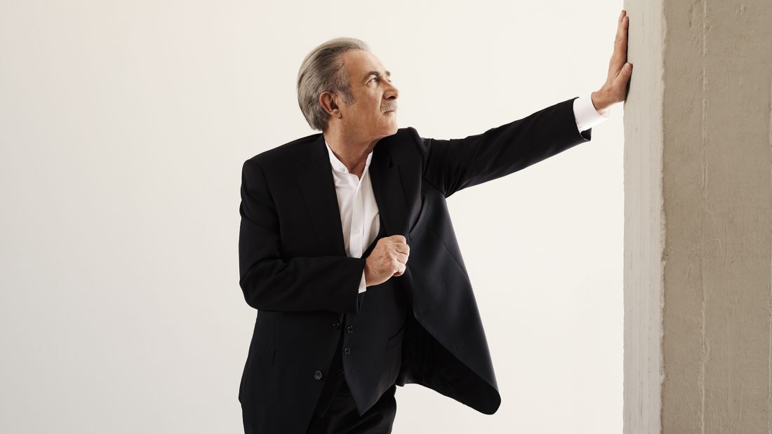 Αλ Τσαντίρι Νιουζ: Πρεμιέρα απόψε για τον Λάκη Λαζόπουλο στο MEGA