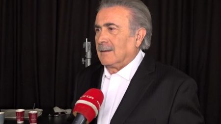 Λάκης Λαζόπουλος