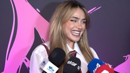 Κόνι Μεταξά – Η αντίδραση σε ερώτηση ρεπόρτερ για τον πρώην σύζυγό της: «Περσινά ξινά σταφύλια»