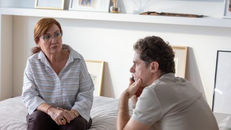 Μια Νύχτα Μόνο: Η Κατερίνη επιτίθεται στην Αρετή, ο Σταύρος βυθίζεται στη ζήλεια