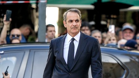 Κυριάκος Μητσοτάκης, Διονύσης Σαββόπουλος