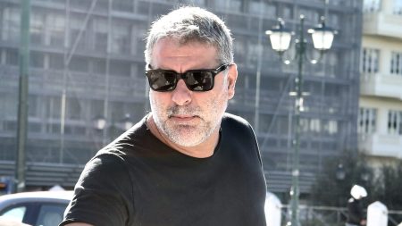 Βασίλης Μπισμπίκης