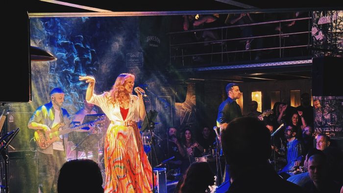 Νίνα Μαζάνη: Επιστρέφει δυναμικά στο club του Σταυρού του Νότου