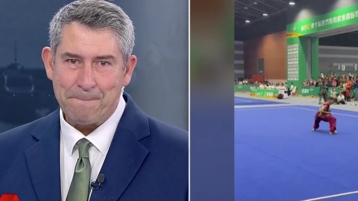 Άκης Παυλόπουλος: Η on air συγκίνηση του δημοσιογράφου για τον ανήλικο γιο του