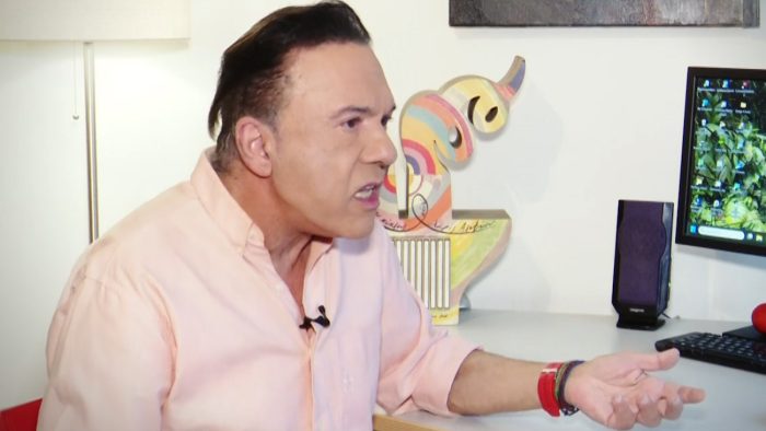 Ποσειδώνας Γιαννόπουλος: «Ο κίναιδος το έχει πει από τη δεκαετία του ’90, αυτό μου ήρθε να του γράψω»