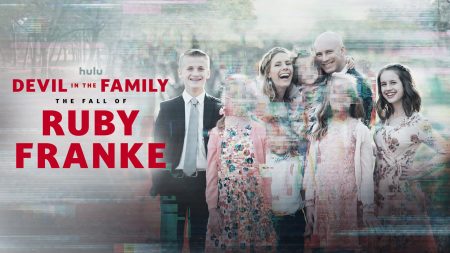 Ruby Franke: Το «τέλειο» οικογενειακό πορτρέτο έκρυβε πίσω του μία σκληρή ιστορία παιδικής κακοποίησης
