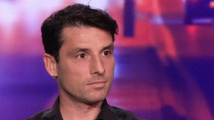 Σπύρος Χατζηαγγελάκης: «Είναι αγριευτικό να σε παρακολουθεί κάποιος για να σε βγάλει φωτογραφία, δεν το θεωρώ δουλειά»