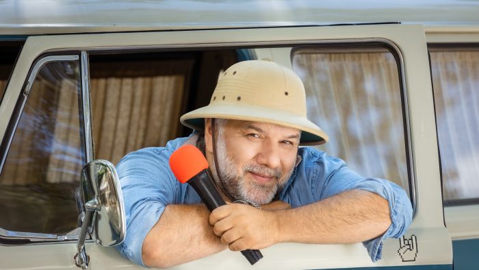 The Roadshow Ο Γρηγόρης Αρναούτογλου μας ταξιδεύει απόψε στην Κόρινθο