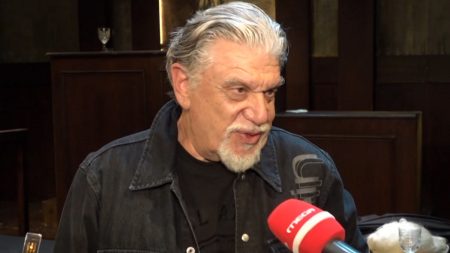Γιάννης Βούρος