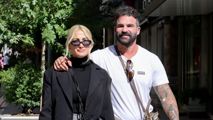 Ιωάννα Τούνη – Ο Δημήτρης Αλεξάνδρου στο πλευρό της: «Σ’ αυτή την δίκη είμαστε όλοι μαζί σου και πάντα»