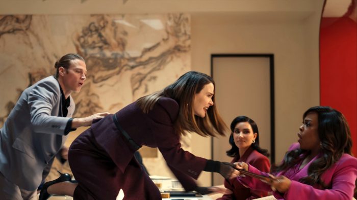 All’s Fair: Η σειρά που πήρε 0 από κοινό και κριτικούς είναι τόσο κακή που καταλήγει να είναι καλή