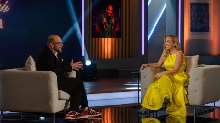 Στην Αγκαλιά του Φάνη