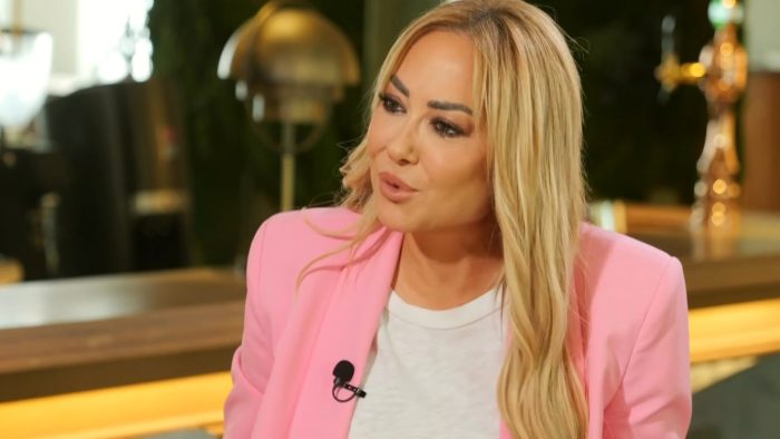 Μελίνα Ασλανίδου: «Σε πολύ μικρή ηλικία έχασα νέα παιδιά, δεν το “χωνεύεις” αυτό»