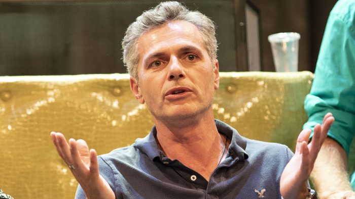 Μάριος Αθανασίου: «Να τελειώσουμε μ’ αυτές τις μπούρδες, αλλάζει η ζωή σου οριζόντια και κάθετα»