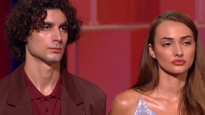 GNTM: Αποχώρησαν ο Σάββας και η Γιασμίν – Η κριτική της Ηλιάνας Παπαγεωργίου στα δύο ζευγάρια