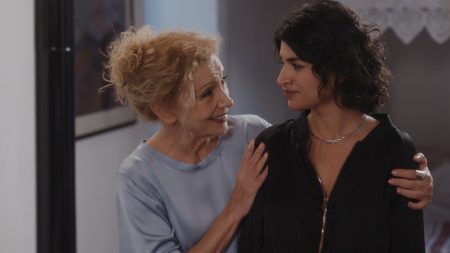 Γη της Ελιάς: Ο Στάθης δίνει τελεσίγραφο στην Ιουλία