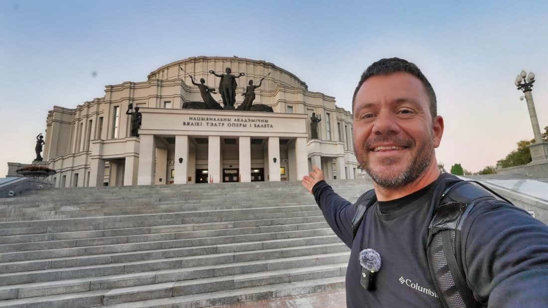 Happy Traveller: Ο Ευτύχης Μπλέτσας εξερευνά τη Λευκορωσία