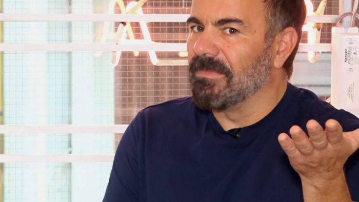 Βασίλης Καλλίδης: «Έπαθα παράλυση προσώπου από το πολύ άγχος»