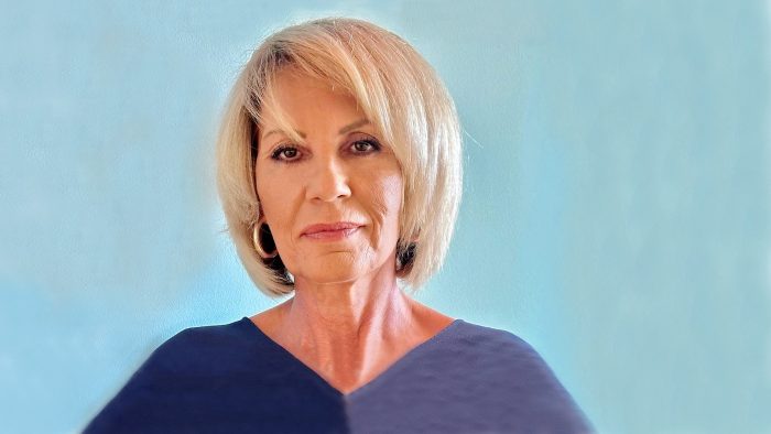 Άννα Κανδύλη: «Δεν είμαι σύμφωνη να εμφανίζονται δικηγόροι και αστυνομικοί σε μόνιμη βάση στις εκπομπές»