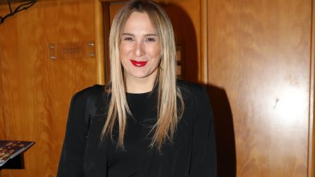 Βίκυ Καρατζόγλου