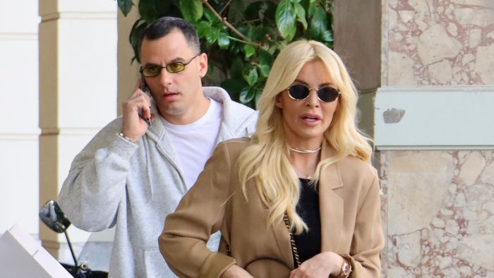 Κατερίνα Καινούργιου και Παναγιώτης Κουτσουμπής υπέγραψαν σύμφωνο συμβίωσης