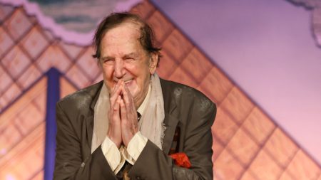 Γιώργος Κωνσταντίνου: «Πολλοί μου λένε υπογείως πώς μπορώ και παίζω στην ηλικία μου»