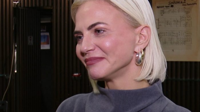 Χριστίνα Κοντοβά: «Η μητρότητα με άλλαξε στο πώς αντιλαμβάνομαι τον κόσμο και τις σχέσεις με τους ανθρώπους»