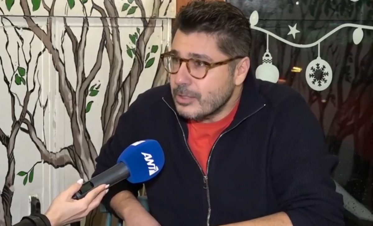 Λάμπρος Κωνσταντάρας