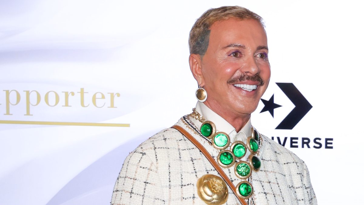 Λάκης Γαβαλάς