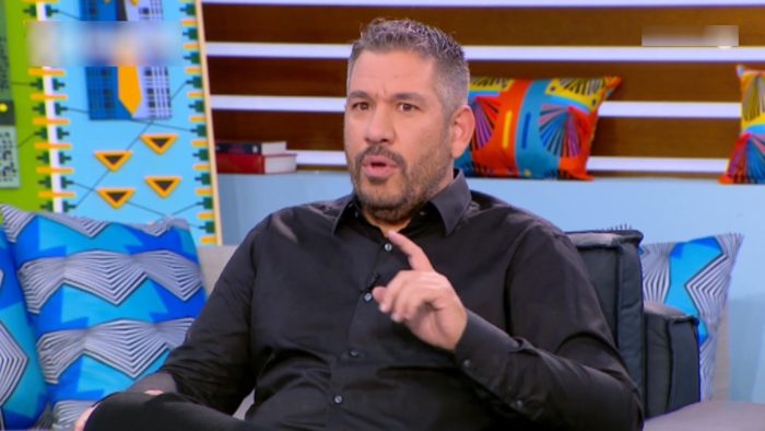 Ο Χάρης Λεμπιδάκης “αδειάζει” τον Κώστα Τσουρό για την απομάκρυνσή του από τον ΣΚΑΪ: «Δεν μου είπε την αλήθεια»