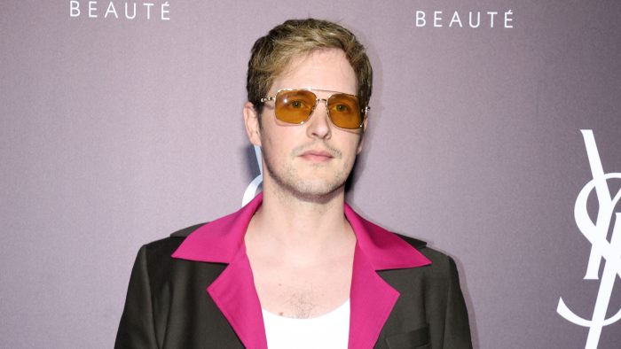 Leon of Athens: «Ο θάνατος του με βοήθησε να σταθώ στα πόδια μου μόνος μου»