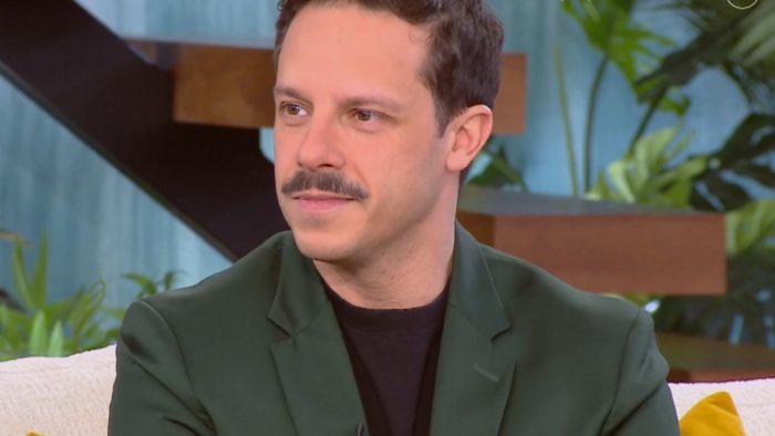 Δημήτρης Μακαλιάς: «Είναι μια μαύρη σελίδα για το ελληνικό θέατρο, θέλω να την αφήσω πίσω»