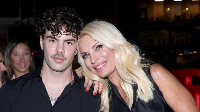 Ελένη Μενεγάκη: Ο Άγγελος Λάτσιος έγινε 23 ετών – Η ανάρτηση της παρουσιάστριας και οι ευχές της