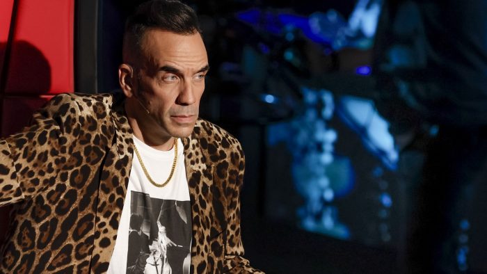 The Voice – Πάνος Μουζουράκης για Έλενα Παπαρίζου: «Δεν διακόπτω μια κυρία, ακόμα και όταν λέει ψέματα»