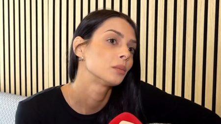 Άννα Μπεζάν: «Παραλίγο να χάσω τη δεξιά μου ωοθήκη, αφαίρεσα μια κύστη 22 εκατοστών»