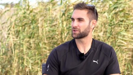 Σοκάρει ο Στέφανος Ντούσκος: «Είχα 3% λίπος, για να ξεγελάσω την πείνα μου έτρωγα παγάκια και μια μπάρα δημητριακών την ημέρα»