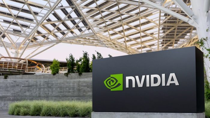 Η NVIDIA αγγίζει τα 4.4 τρισ. δολάρια και αλλάζει τις ισορροπίες στην τεχνολογία