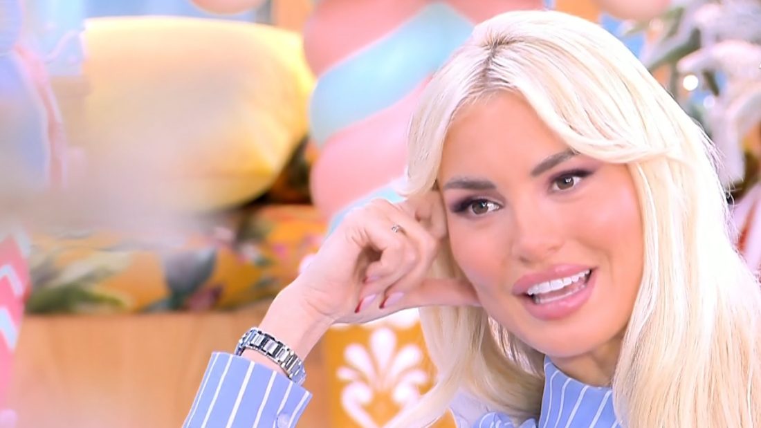 Αλεξάνδρα Παναγιώταρου: «Έχω υπερβάλει κάποιες φορές με την εμφάνισή μου, βλέπω φωτογραφίες και αναρωτιέμαι τι έκανα»