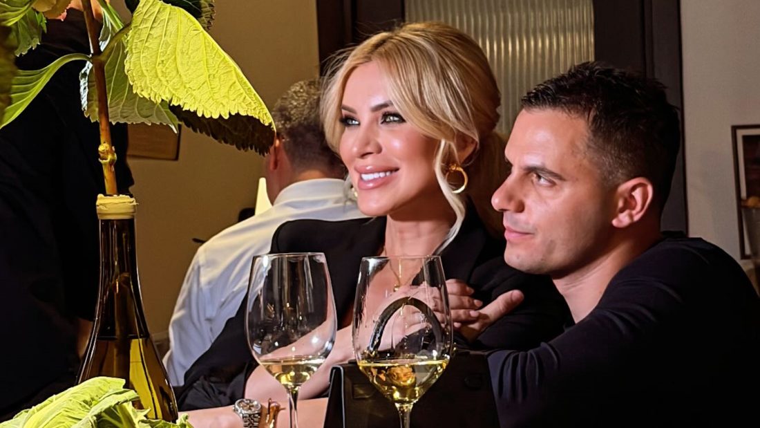 Οι ευχές του Παναγιώτη Κουτσουμπή στην Κατερίνα Καινούργιου για την ονομαστική της γιορτή